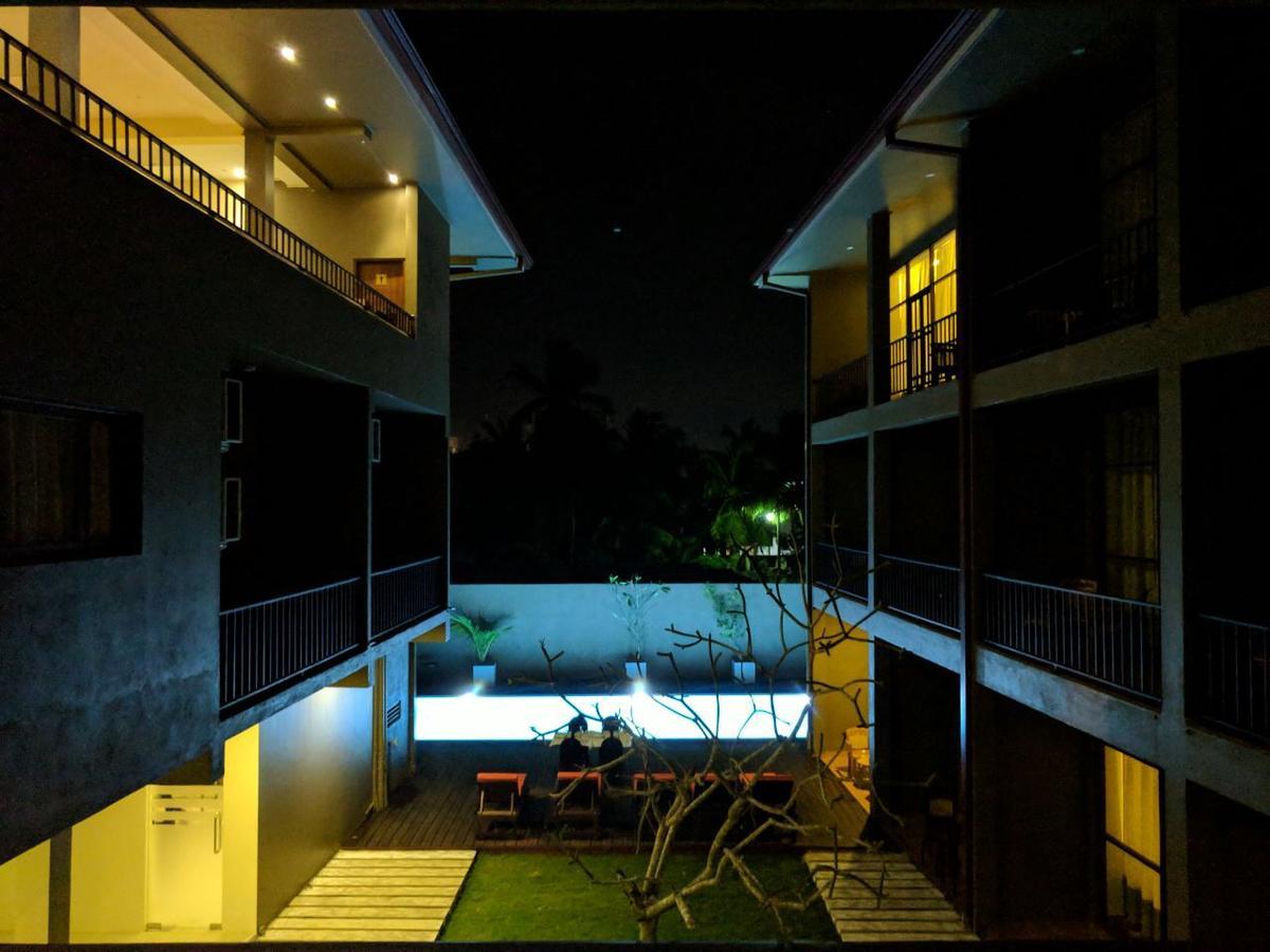 Waves By Tranquil Hotel Negombo Luaran gambar