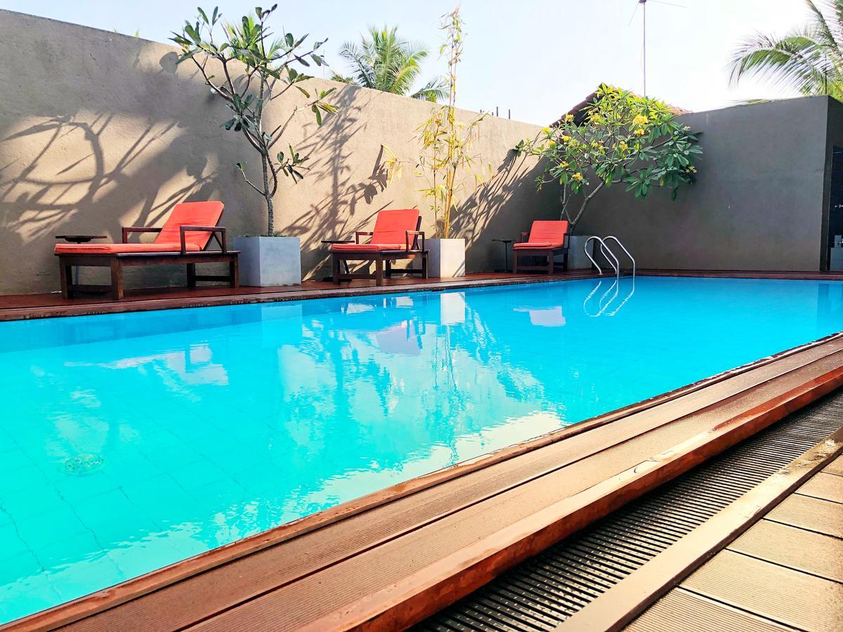 Waves By Tranquil Hotel Negombo Luaran gambar