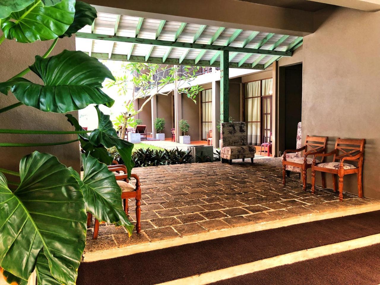 Waves By Tranquil Hotel Negombo Luaran gambar